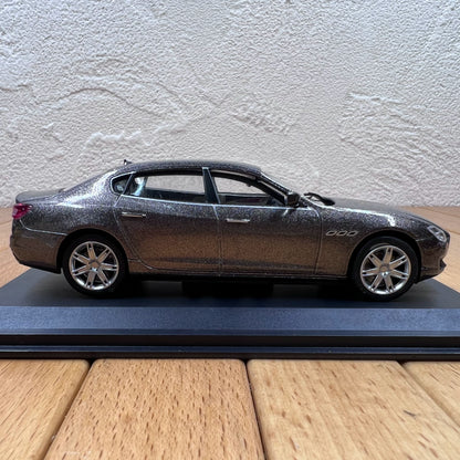 1/43 Scale Maserati Quattroporte Luxury Sports Sedan Diecast Model Car