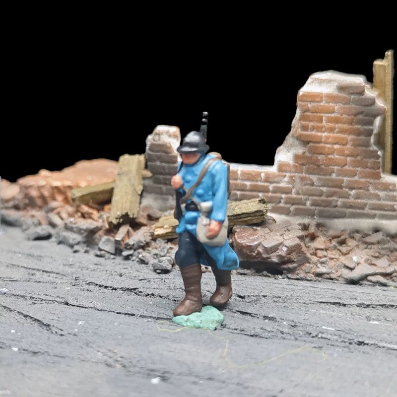 1/72 Scale French Soldiers Painted Figures for Model Dioramas