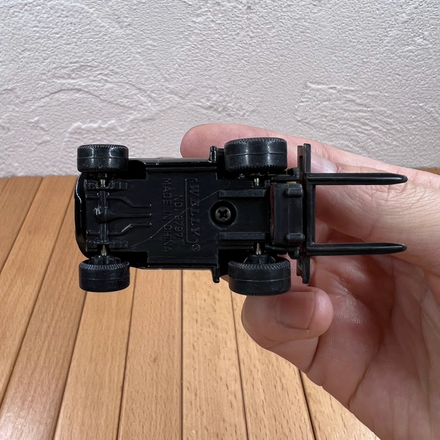 1/64 Scale Forklift Diecast Model
