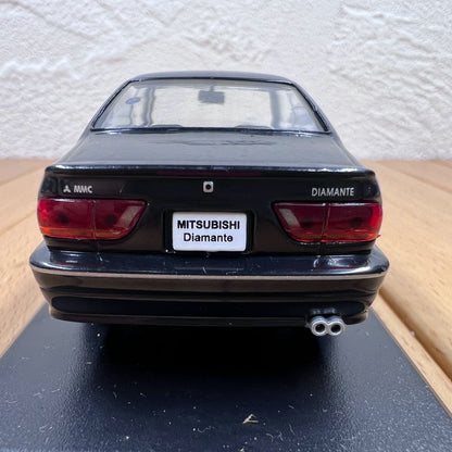 1/43 Scale 1990 Mitsubishi Diamante Diecast Model Car