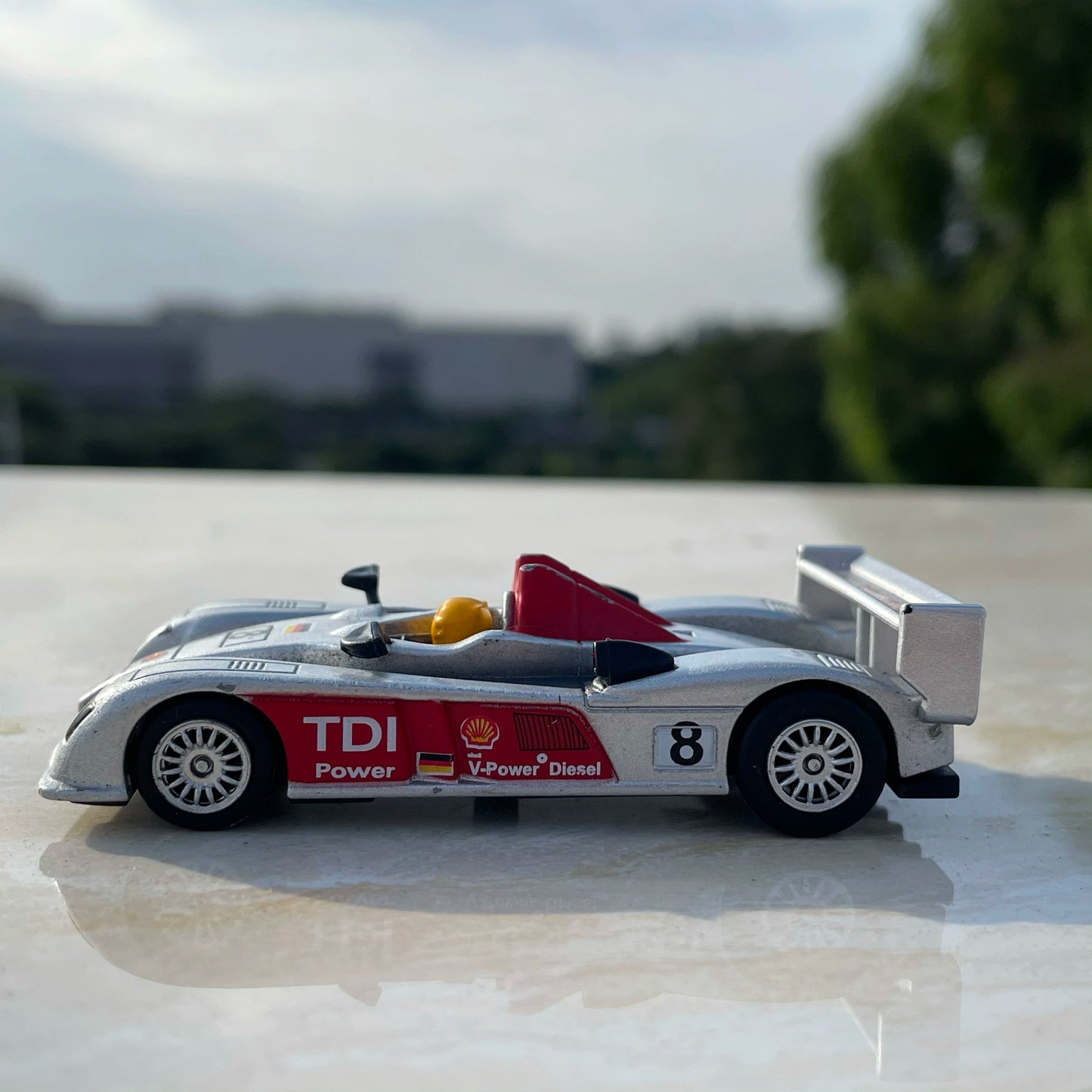 1/64 Scale Audi R10 TDI Le Mans Sports Prototype Diecast