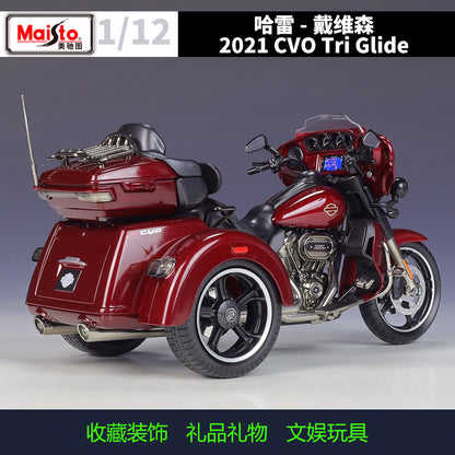 1/12 Scale 2021 Harley-Davidson CVO Tri Glide Trike Diecast Model