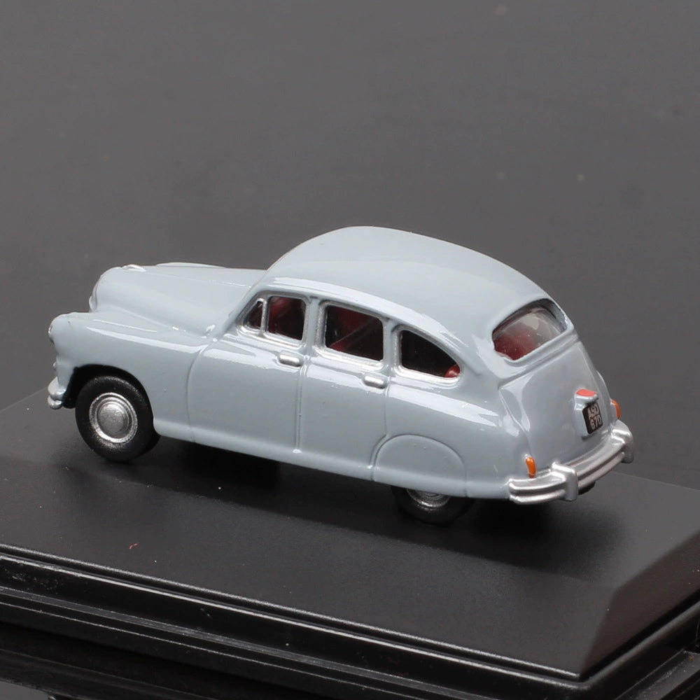 1/76 Scale Standard Vanguard Diecast Model Car