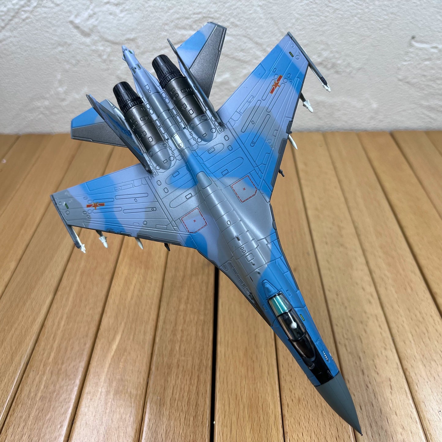 1/100 Scale Russian Sukhoi Su-35 Air Superiority Fighter Diecast Aircraft Model