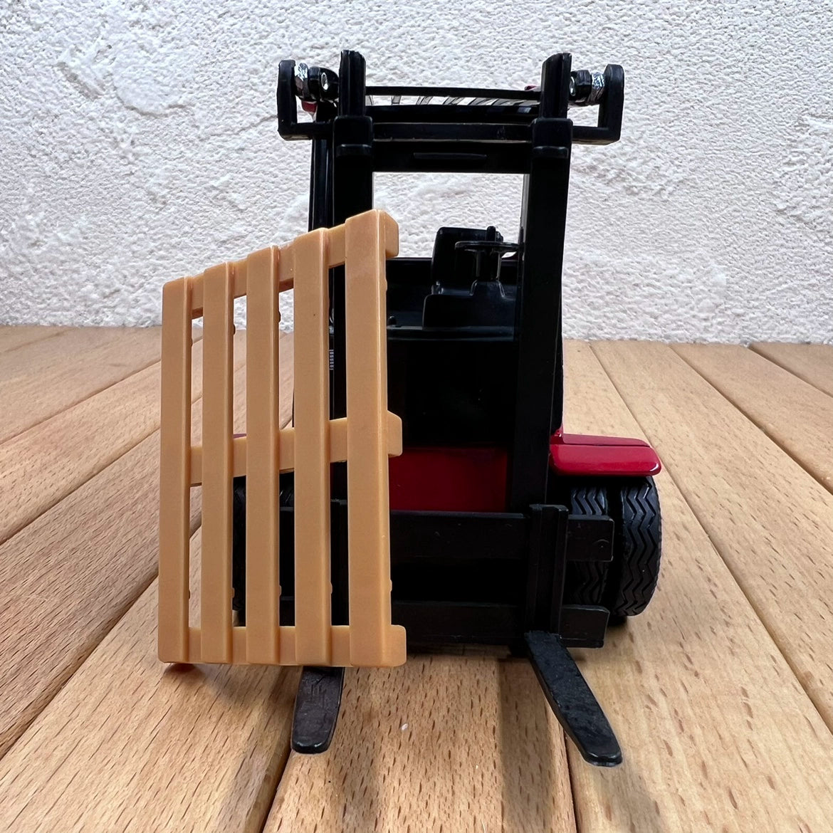 5" Forklift Truck with Pallet Diecast Model