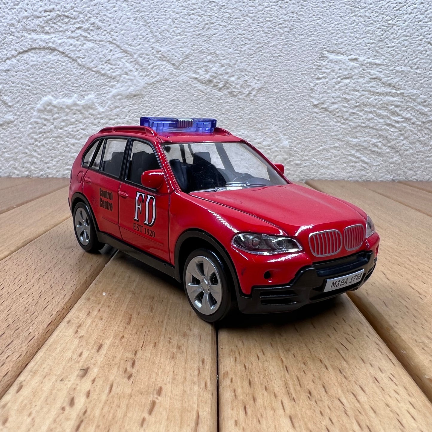 1/43 Scale BMW X5 SUV Diecast Model Car