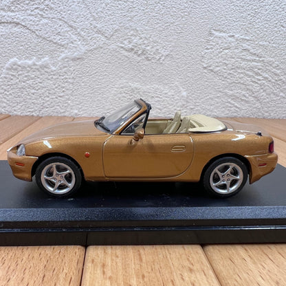 1/43 Scale 2001 Mazda MX-5 Roadster Diecast Model Car