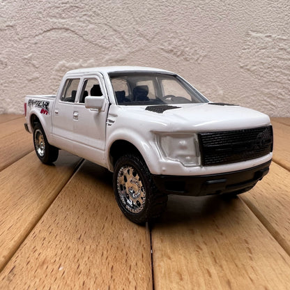 1/32 Scale 2011 Ford F-150 SVT Raptor Pickup Truck Diecast Model