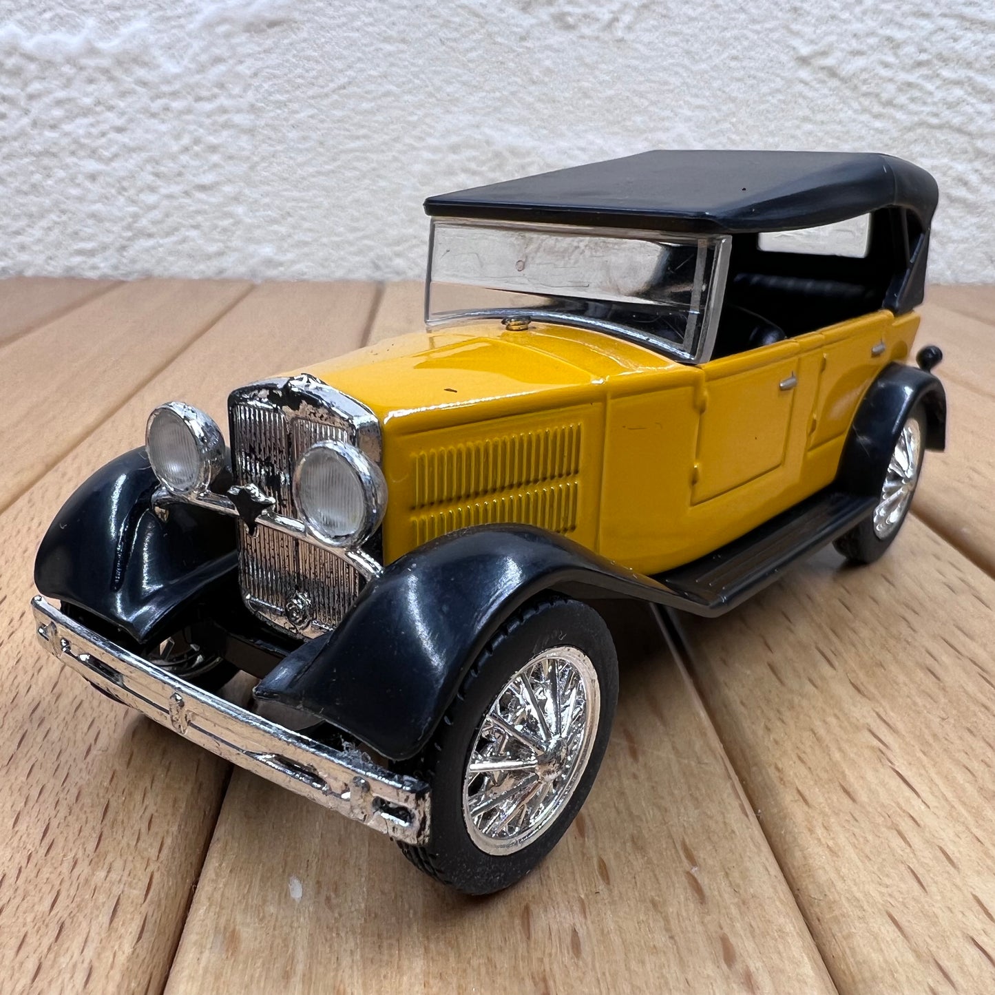 1/43 Soviet Classic Vintage Car Dieast Model