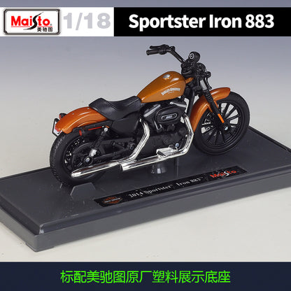 1/18 Scale 2014 Harley-Davidson Sportster Iron 883 Diecast Model Motorcycle