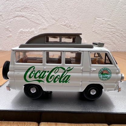 1/64 Scale Dodge A100 Camper Van Diecast Model