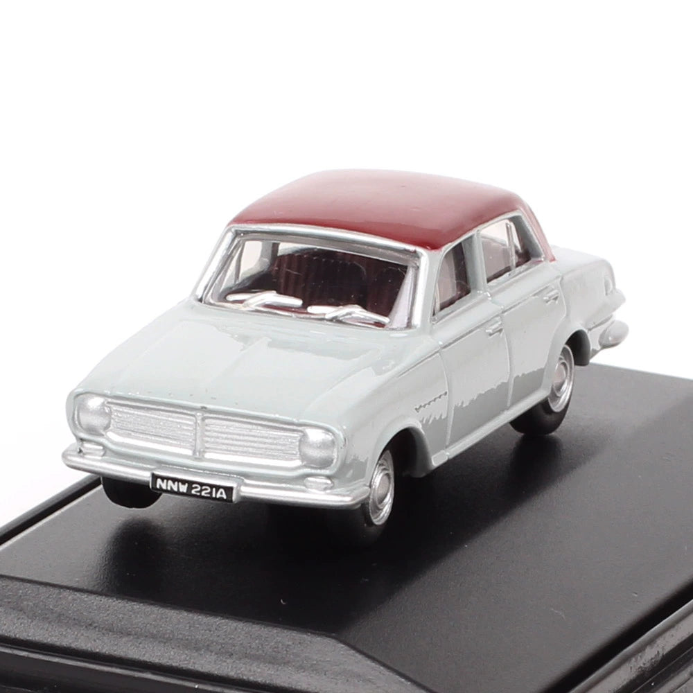 1/76 Scale Vauxhall Victor FB Diecast Model Car