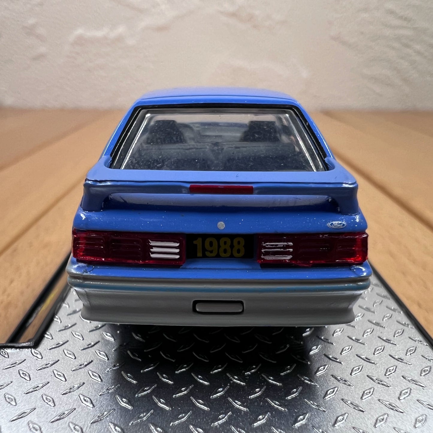 1/64 Scale 1988 Ford Mustang GT Diecast Model Car