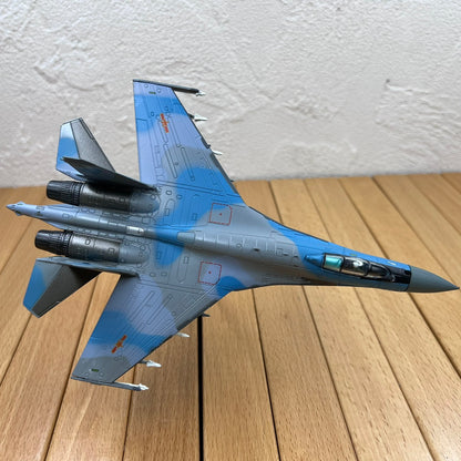 1/100 Scale Russian Sukhoi Su-35 Air Superiority Fighter Diecast Aircraft Model