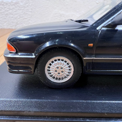 1/43 Scale 1990 Mitsubishi Diamante Diecast Model Car