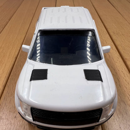 1/32 Scale 2011 Ford F-150 SVT Raptor Pickup Truck Diecast Model