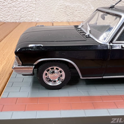 1/43 Scale ZIL-117 Diecast Model Car