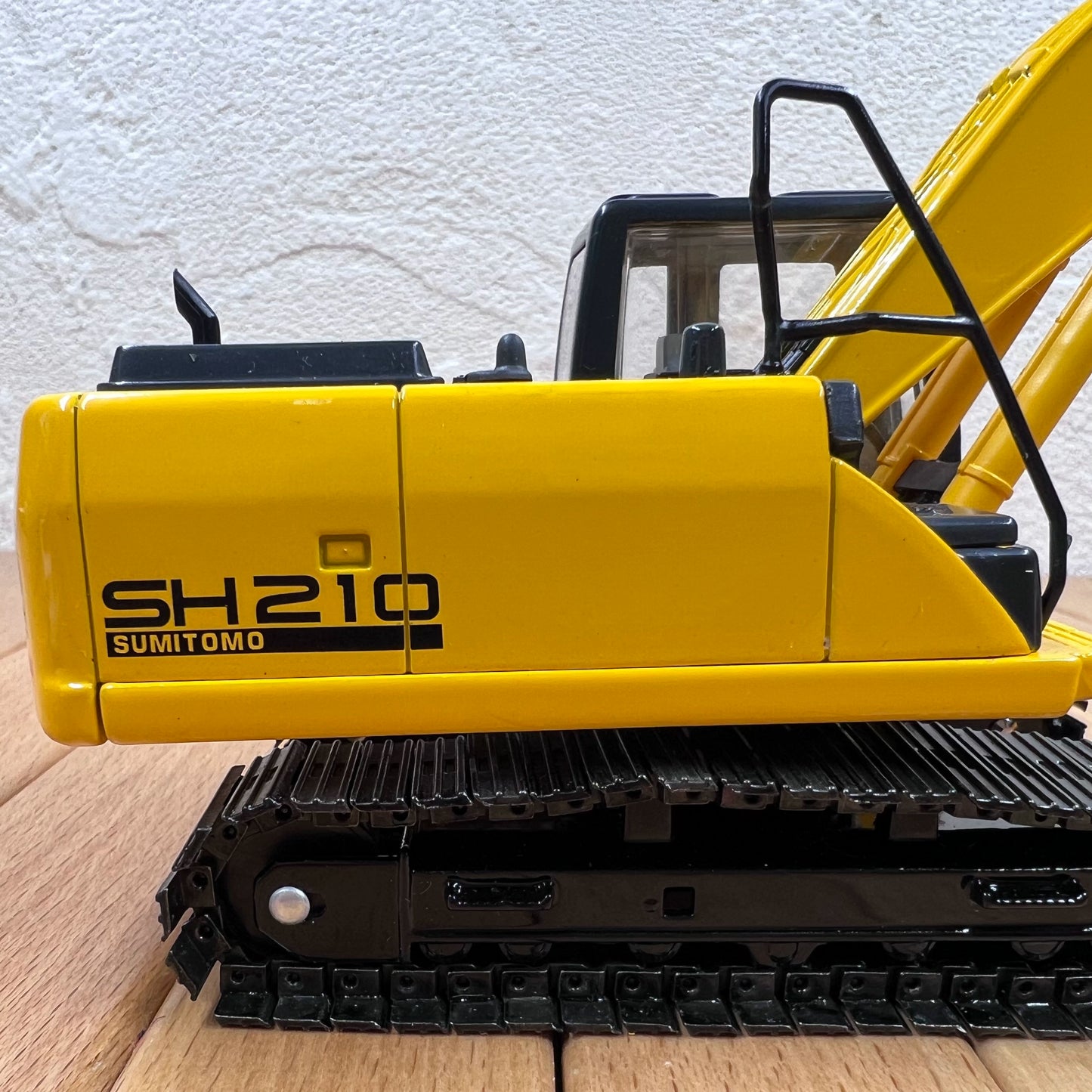 1/40 Scale Sumitomo SH210 Excavator Diecast Model