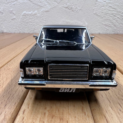 1/43 Scale Soviet ZIL-4104 Limousine Diecast Model Car