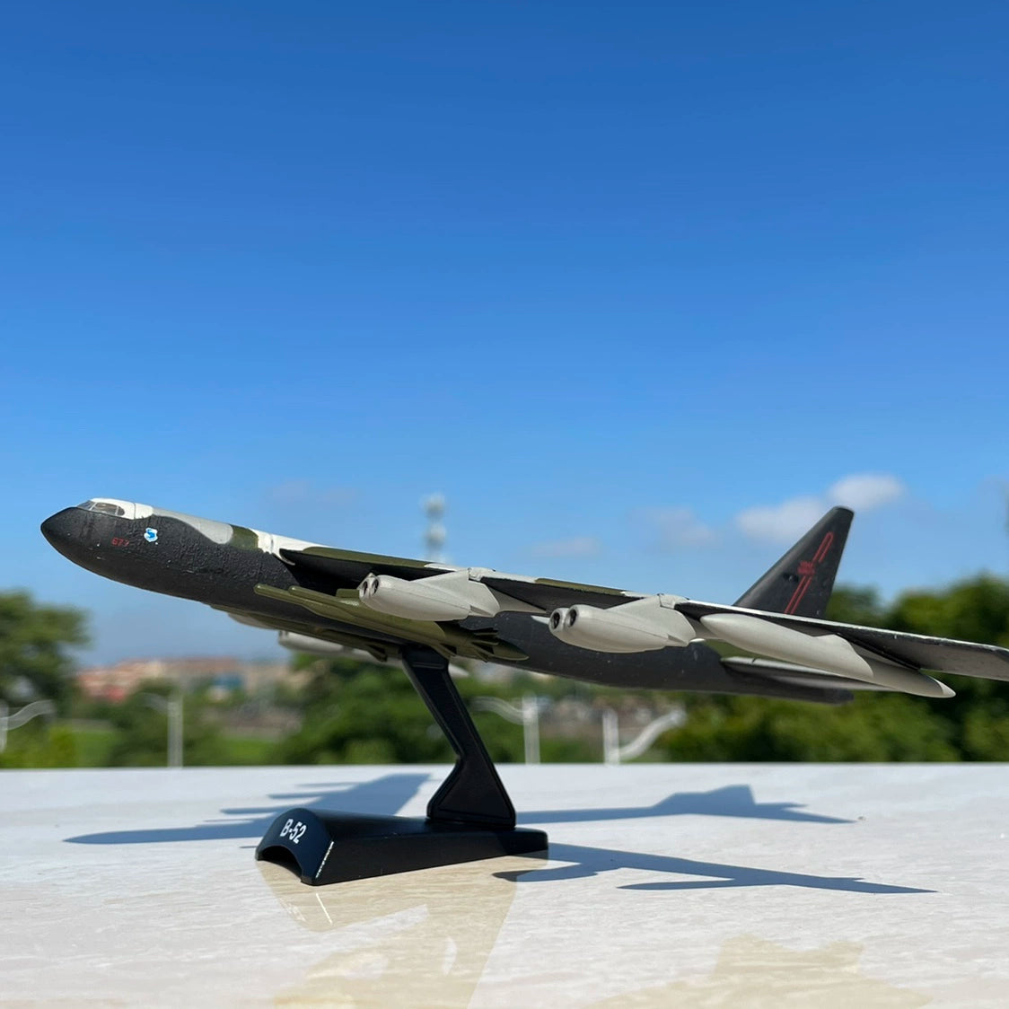 1/300 Scale Boeing B-52 Stratofortress American Bomber DIecast Model Aircraft