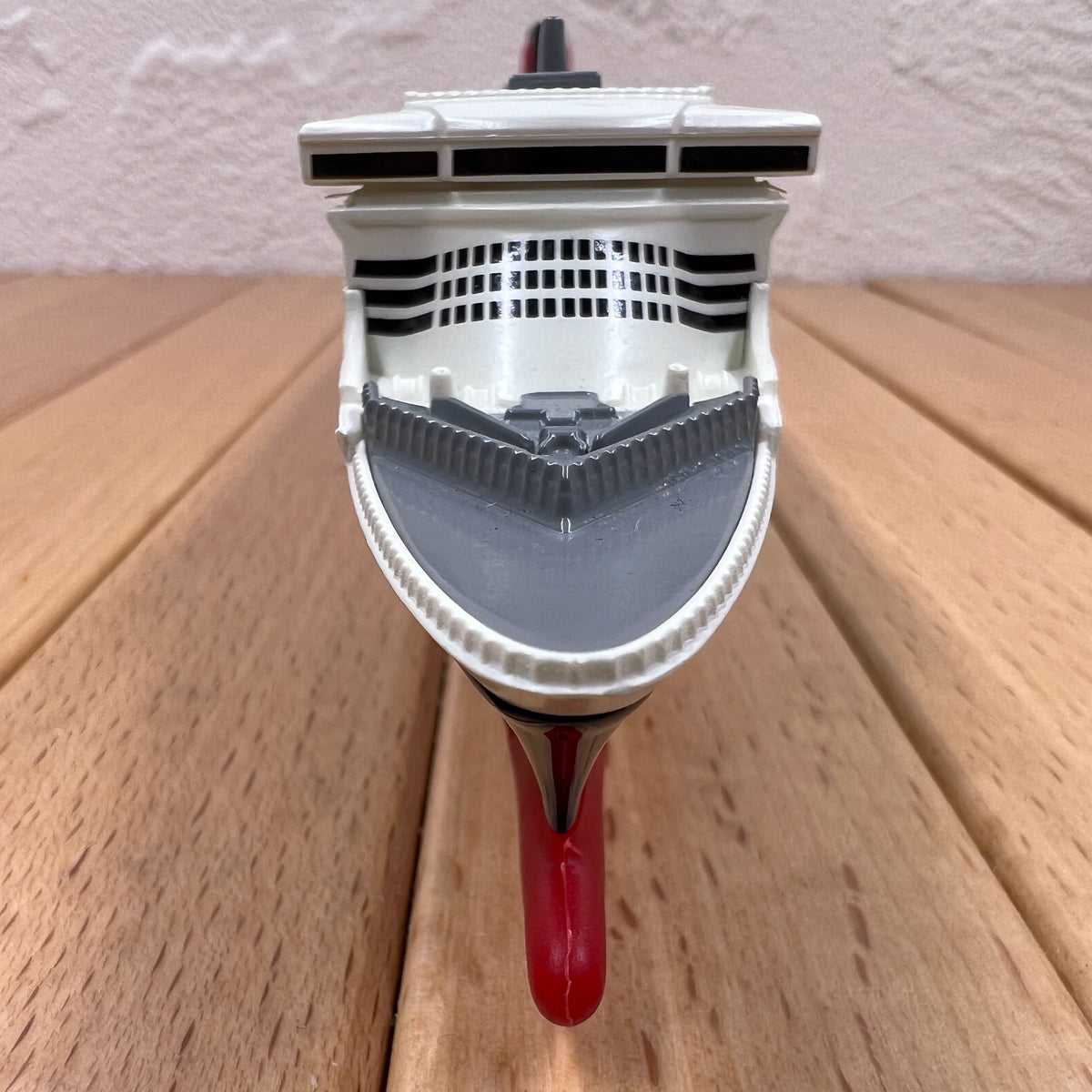 Lllunimon 1/1400 Queen Mary II Modèle de bateau de croisière en alliage pour collection Ornements jouets cadeaux Lllunimon 1/1400 Queen Mary II Modèle de bateau de croisière en alliage pour collection Ornements jouets cadeaux