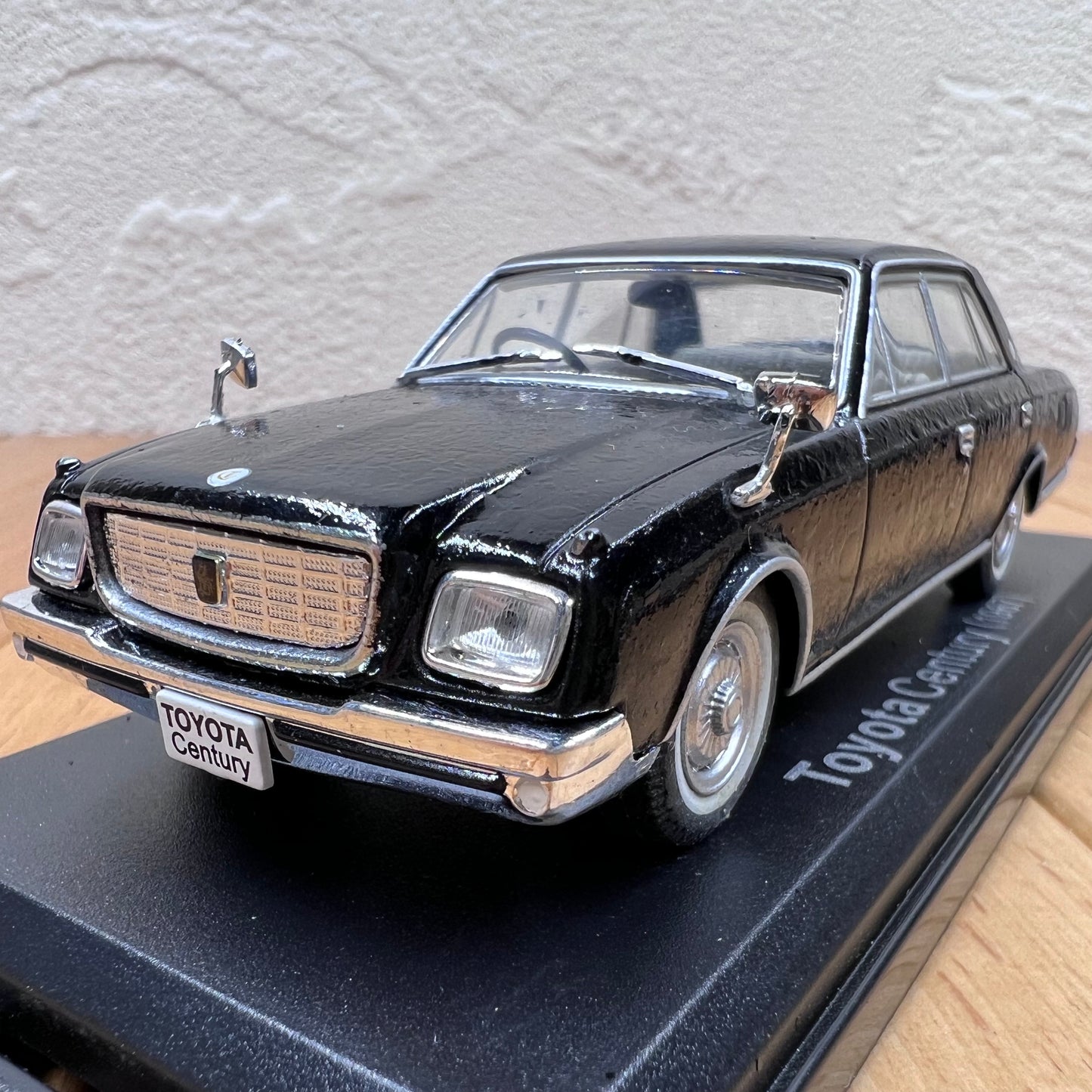 1/43 Scale 1967 Toyota Century Diecast Model Car