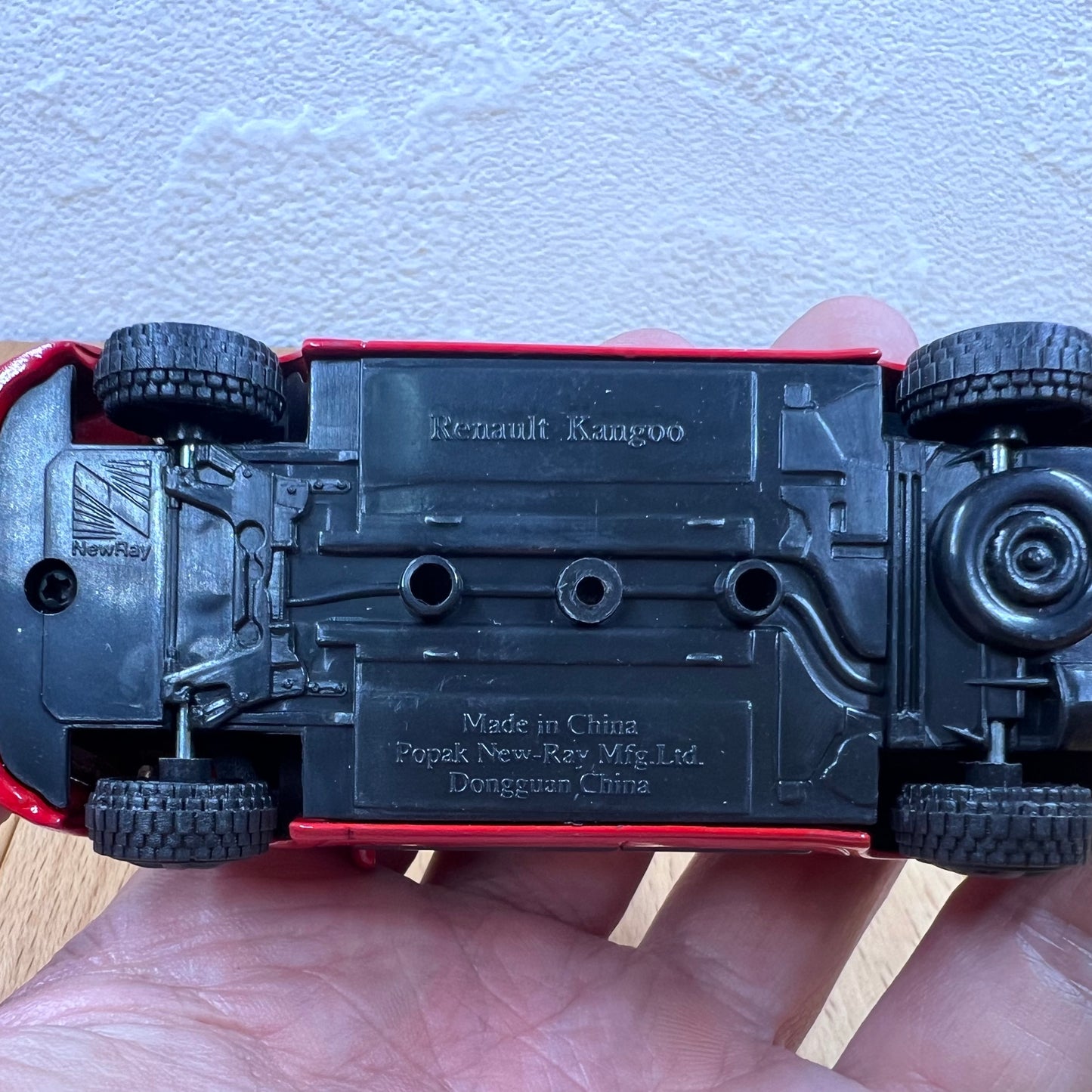 1/43 Scale Renault Kangoo MPV Diecast Model Car