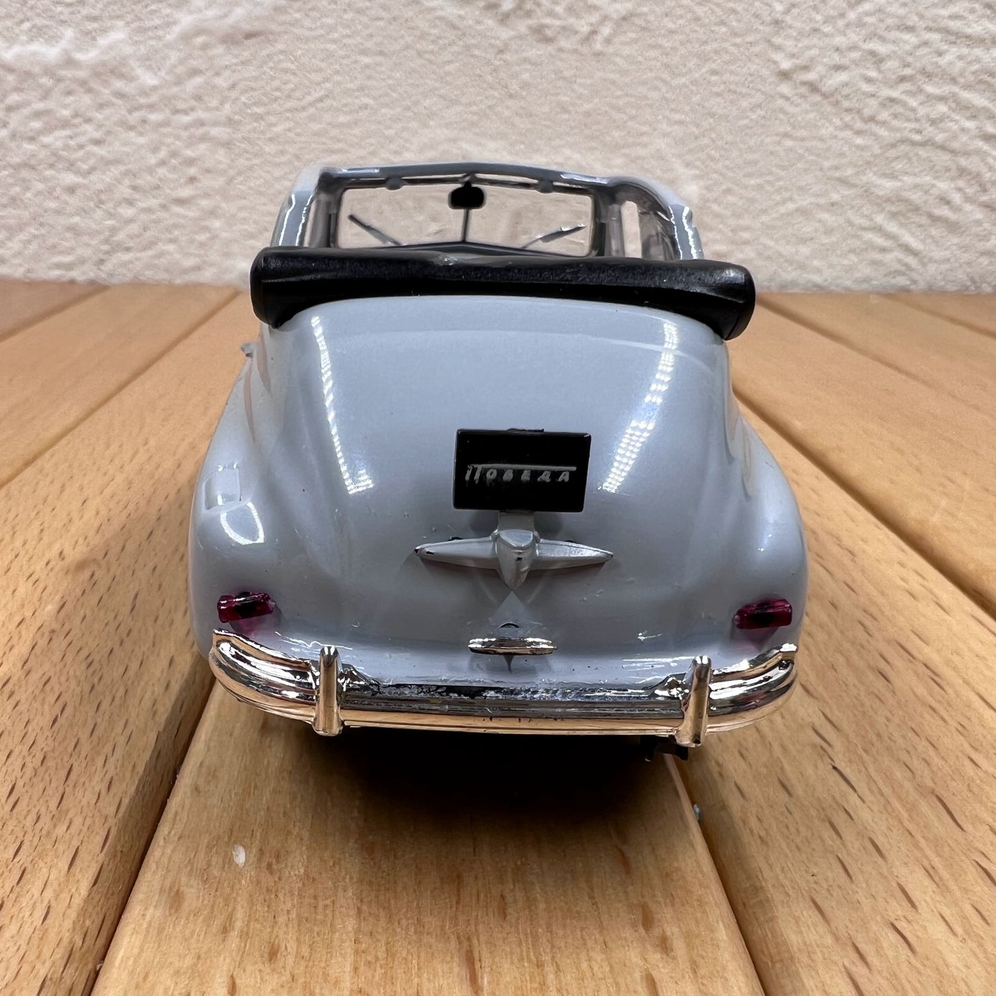 1/43 Scale GAZ-M20 Pobeda Diecast Model Car