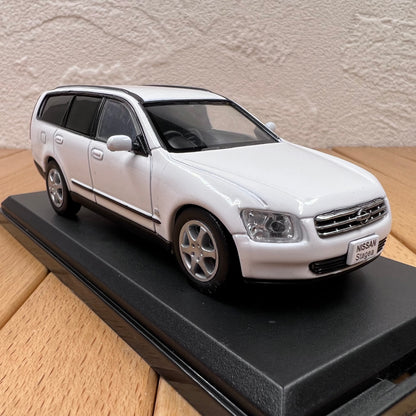 1/43 Scale 2003 Nissan Stagea Station Wagon Diecast Model Car