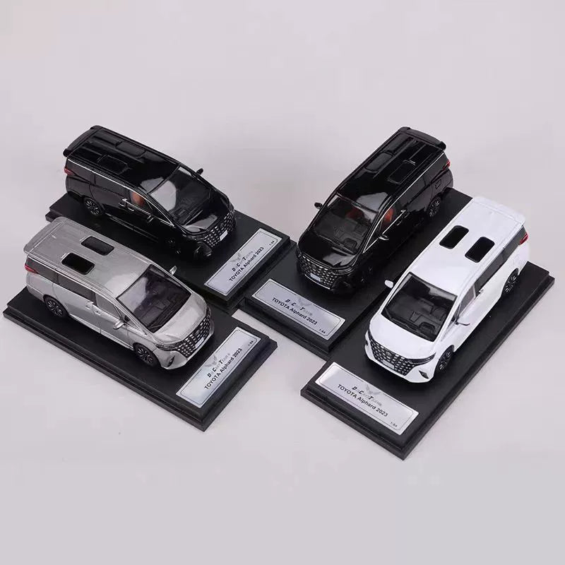 1/64 Scale 2023 Toyota Alphard Minivan Diecast Model Car