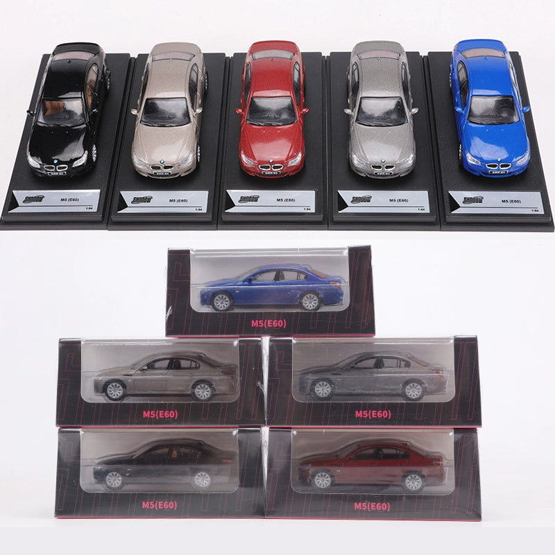 1/64 Scale BMW M5 E60 Executive Car Diecast Model