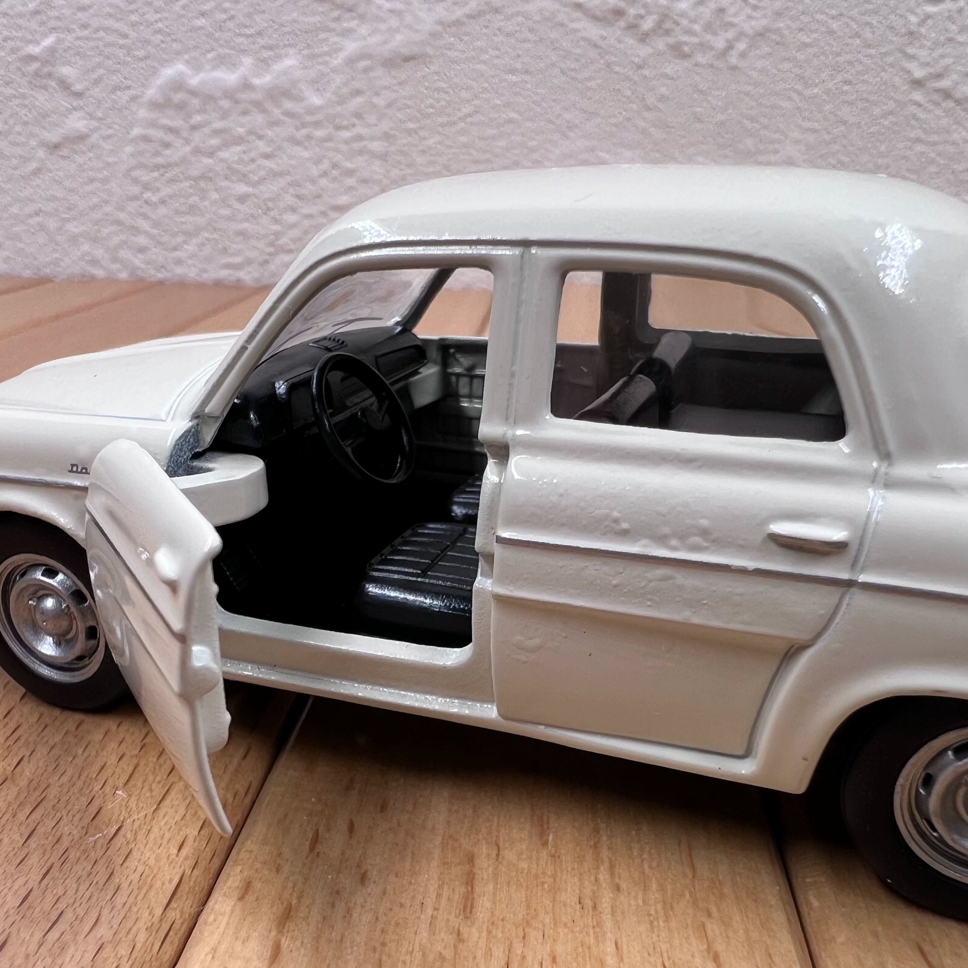 1/43 Scale 1962 Renault Dauphine Diecast Model Car – Old Boy Hobby LLC 1/43 Scale 1962 Renault Dauphine Diecast Model Car – Old Boy Hobby LLC