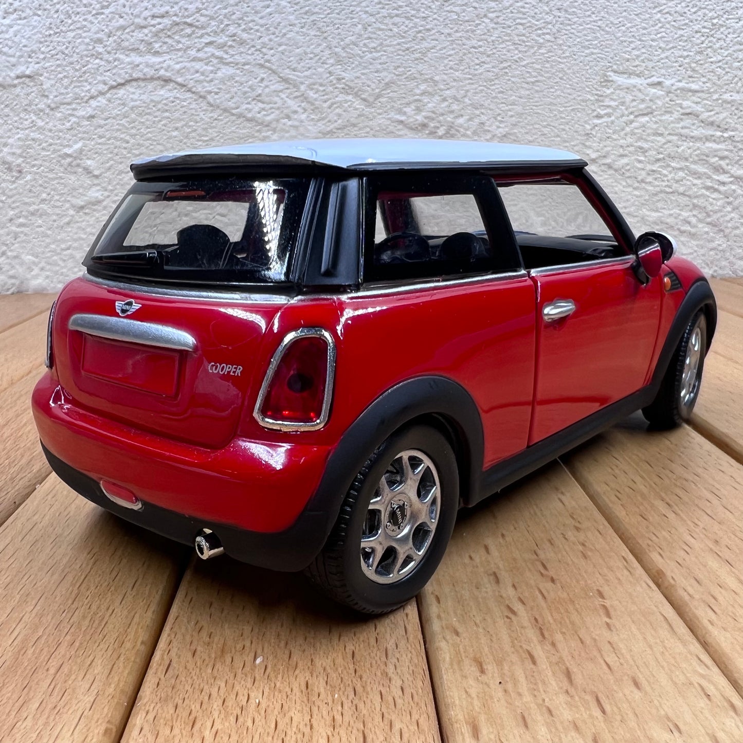 1/24 Scale 2007 Mini Cooper Diecast Model Car