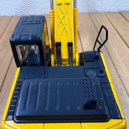 1/40 Scale Sumitomo SH210 Excavator Diecast Model