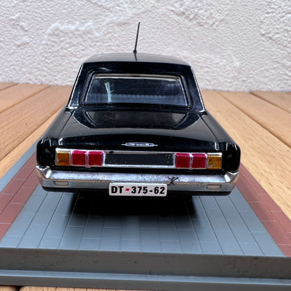 1/43 Scale ZIL-117 Diecast Model Car