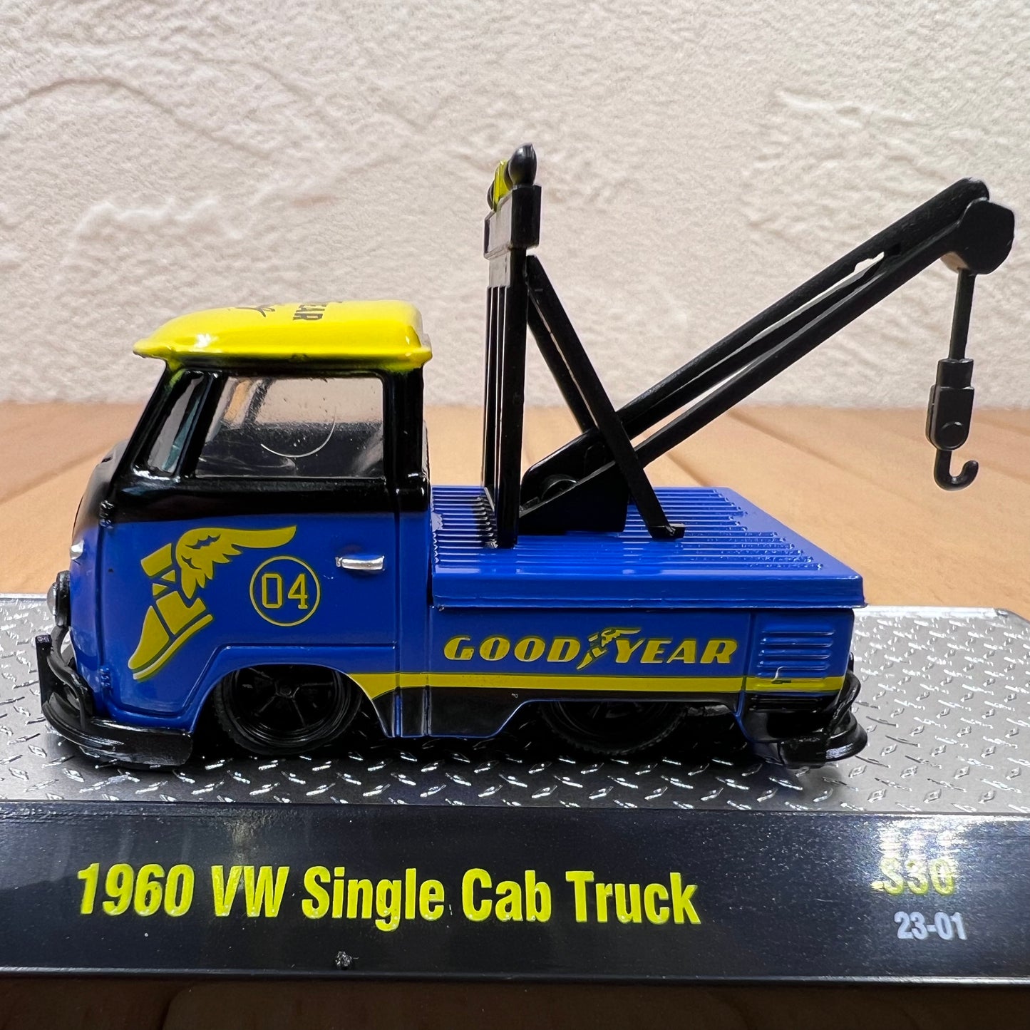 1/64 Scale 1960 Volkswagen Type 2 T1 Single Cab Truck Diecast Model