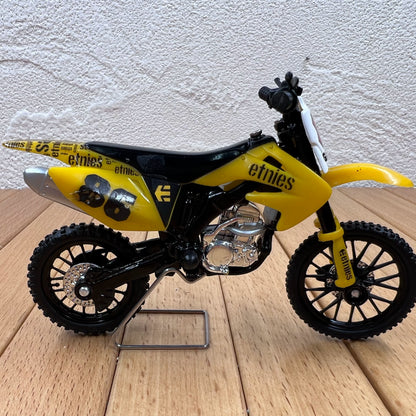 1/18 Scale Off-Road Motorcycle Diecast Model