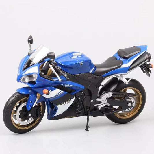 1/10 Scale Yamaha YZF-R1 Sports Motorcycle Diecast Model