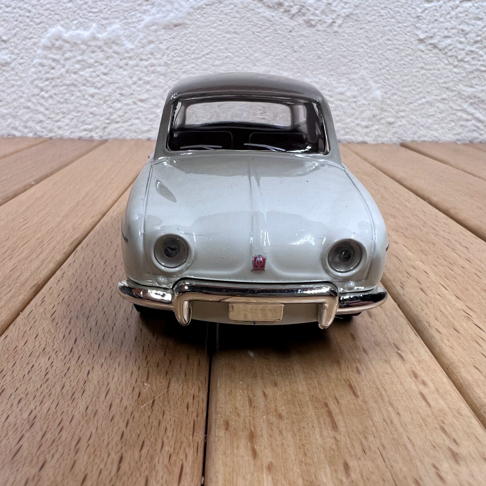 1/43 Scale 1962 Renault Dauphine Diecast Model Car – old boy hobby 1/43 Scale 1962 Renault Dauphine Diecast Model Car – old boy hobby