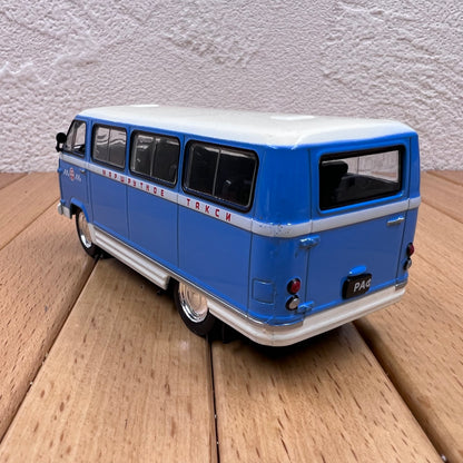 1/43 Scale RAF-977 Cabover Van Diecast Model Car