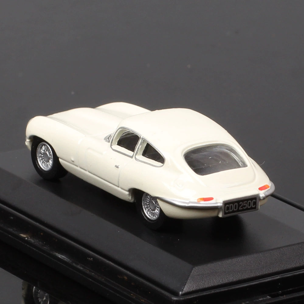 1/76 Scale Jaguar E-Type Sports Car Diecast Model