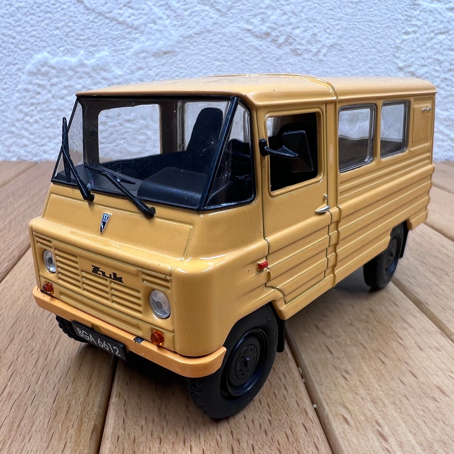 1/43 Scale FSC Żuk A-07 Van Diecast Model Vehicle