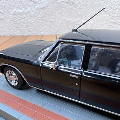 1/43 Scale ZIL-117 Diecast Model Car