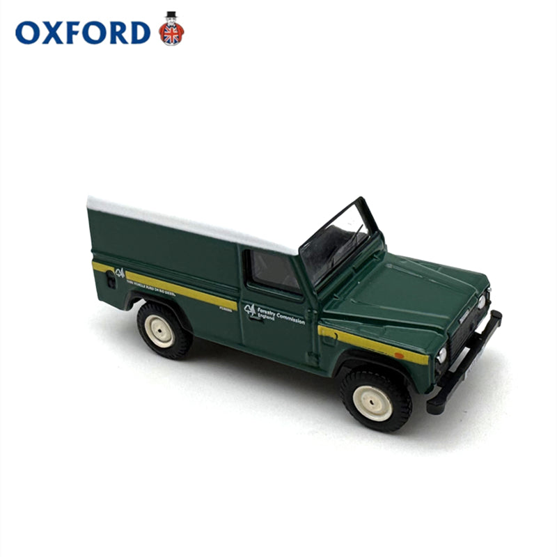 1/76 Scale Land Rover Defender Forestry Commission Diecast Model Car