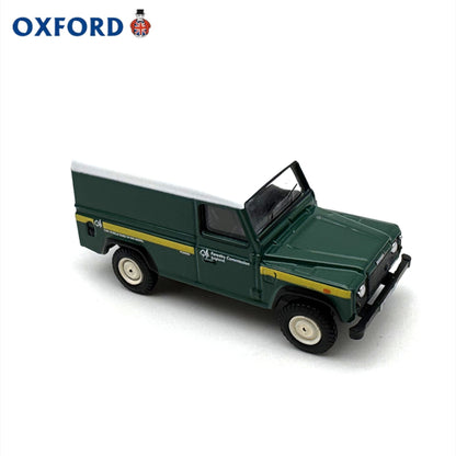 1/76 Scale Land Rover Defender Forestry Commission Diecast Model Car