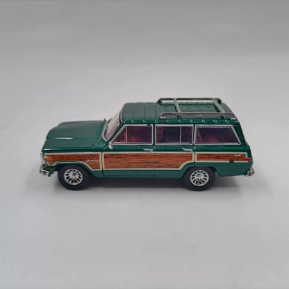 1/64 Scale Jeep Wagoneer SUV Diecast Model Car