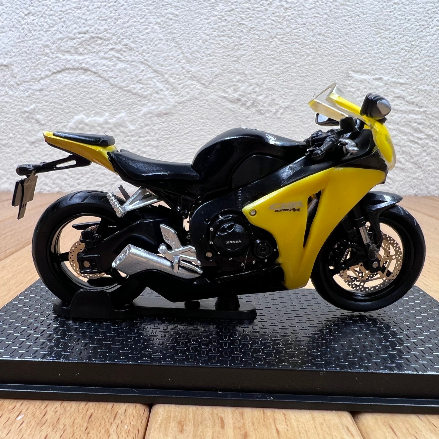 1/24 Scale 2008 Honda CBR1000RR Superbike Diecast Model Motorcycle