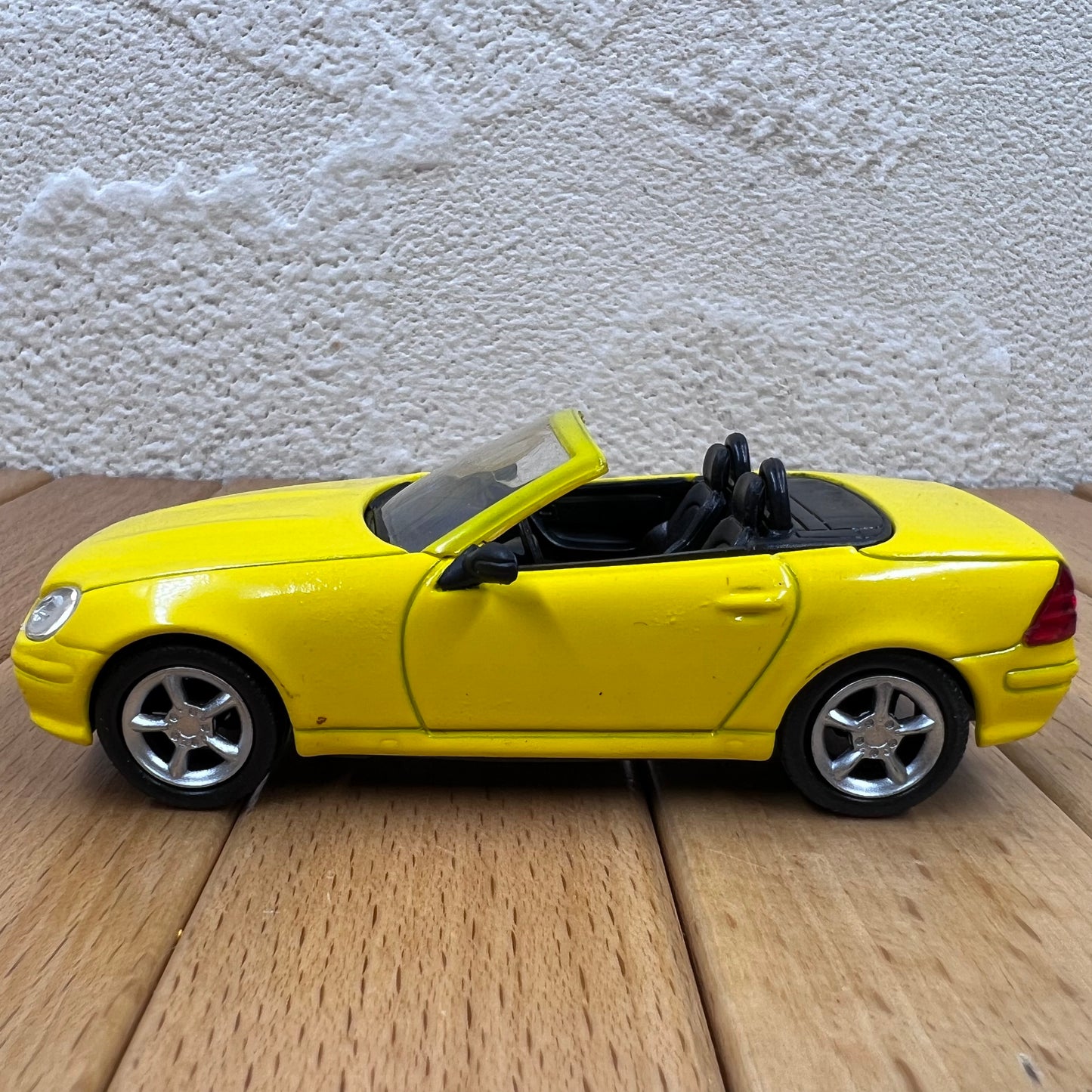 1/43 Scale Mercedes-Benz SLK 320 Roadster Diecast Model Car