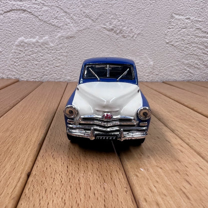 1/43 Scale 1946 GAZ-M20B Pobeda Diecast Model Car
