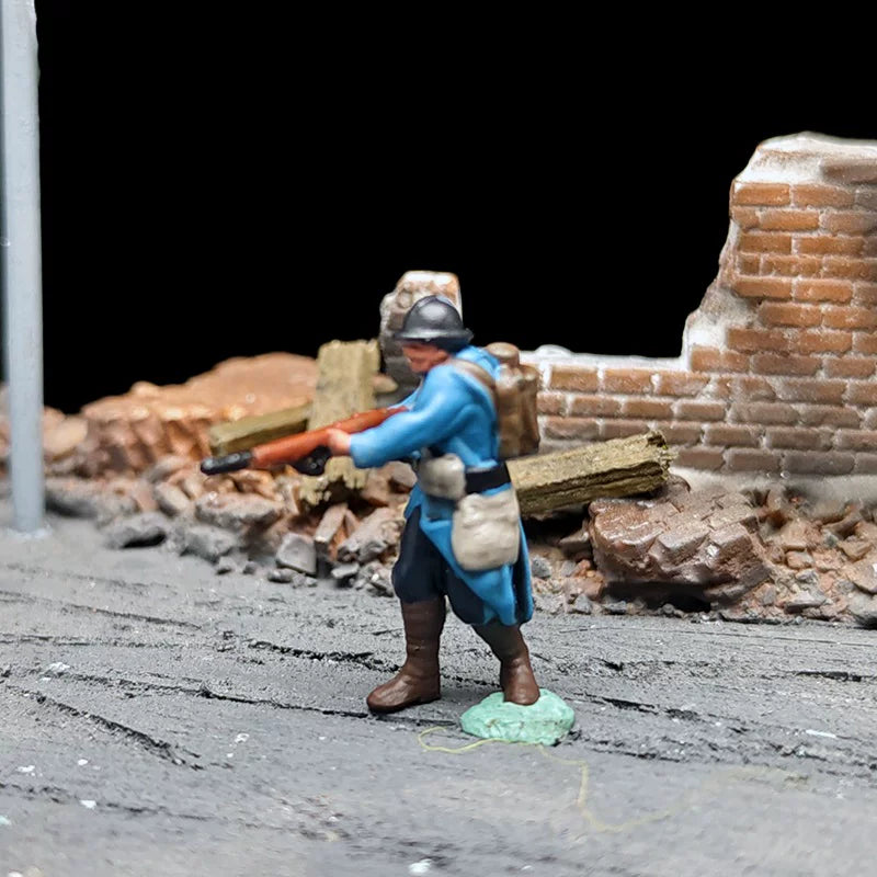 1/72 Scale French Soldiers Painted Figures for Model Dioramas